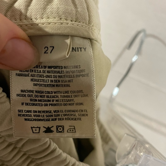 Women’s Citizen of Humanity straight leg pants. Beige. Size 27 - Picture 6 of 6